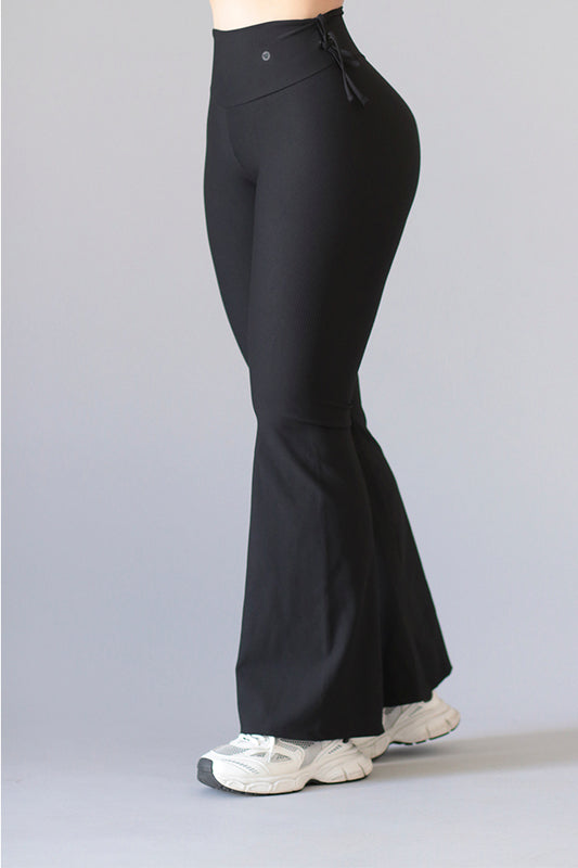 LEGGINS PUSH UP ACAMPANADO TEXTURA DE LINEAS NEGRO